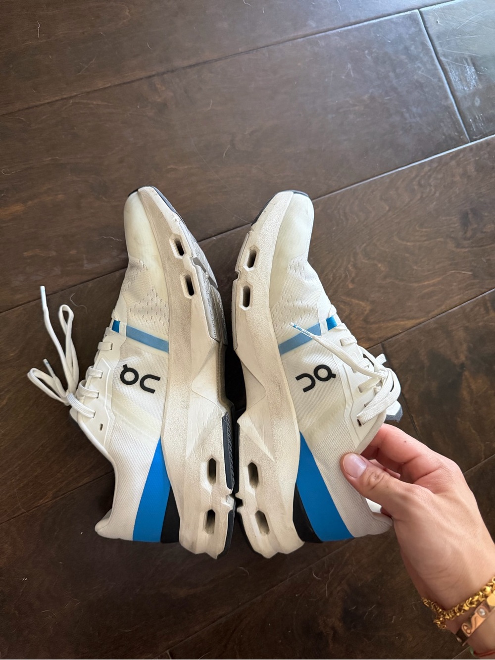 On Cloudpulse running sneakers - Picture 6 of 9